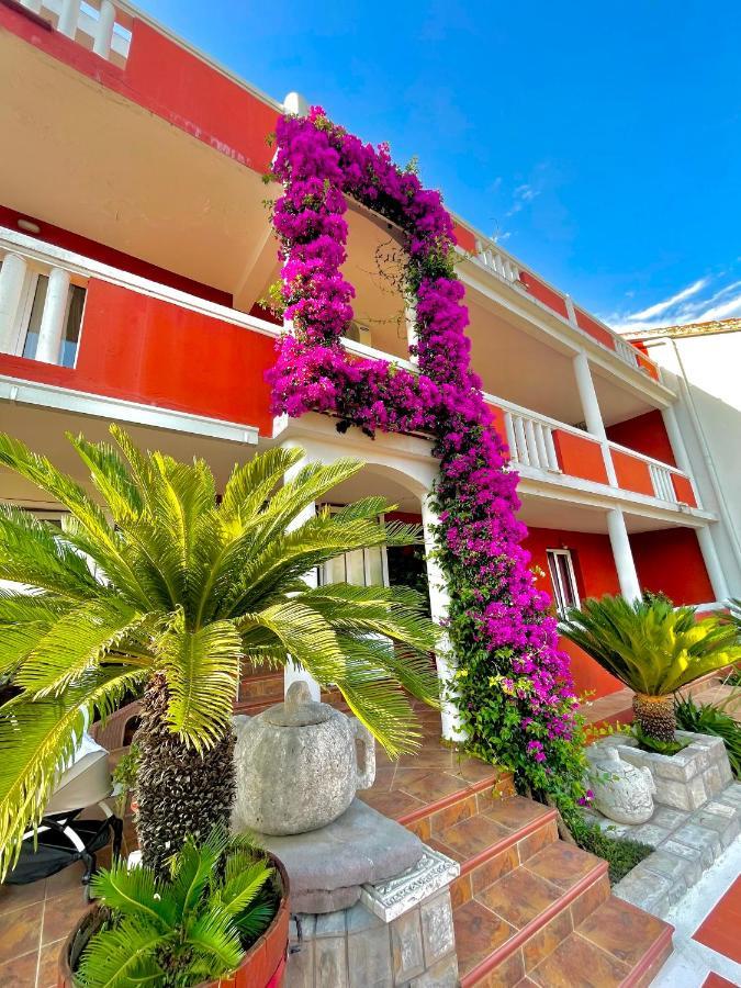 Vila L Budva Hotel Eksteriør billede