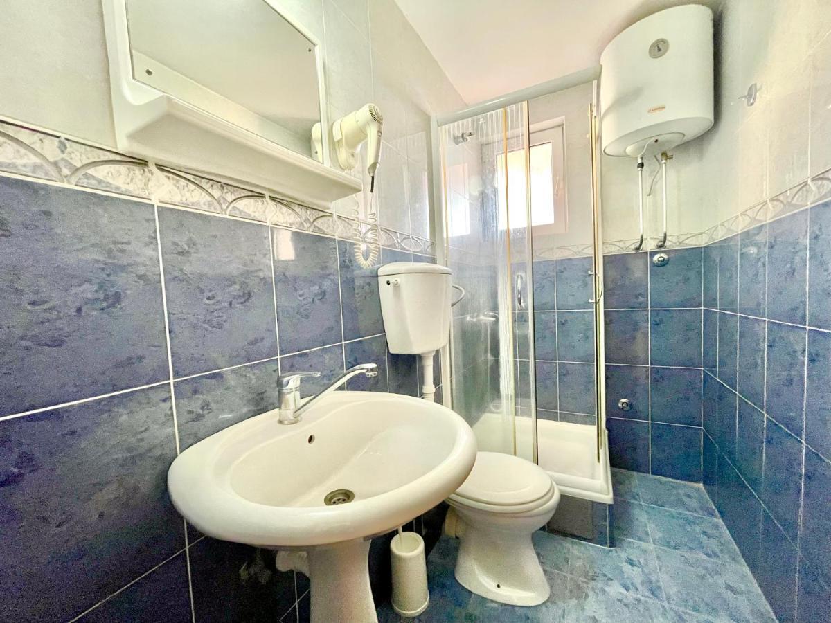 Vila L Budva Hotel Eksteriør billede
