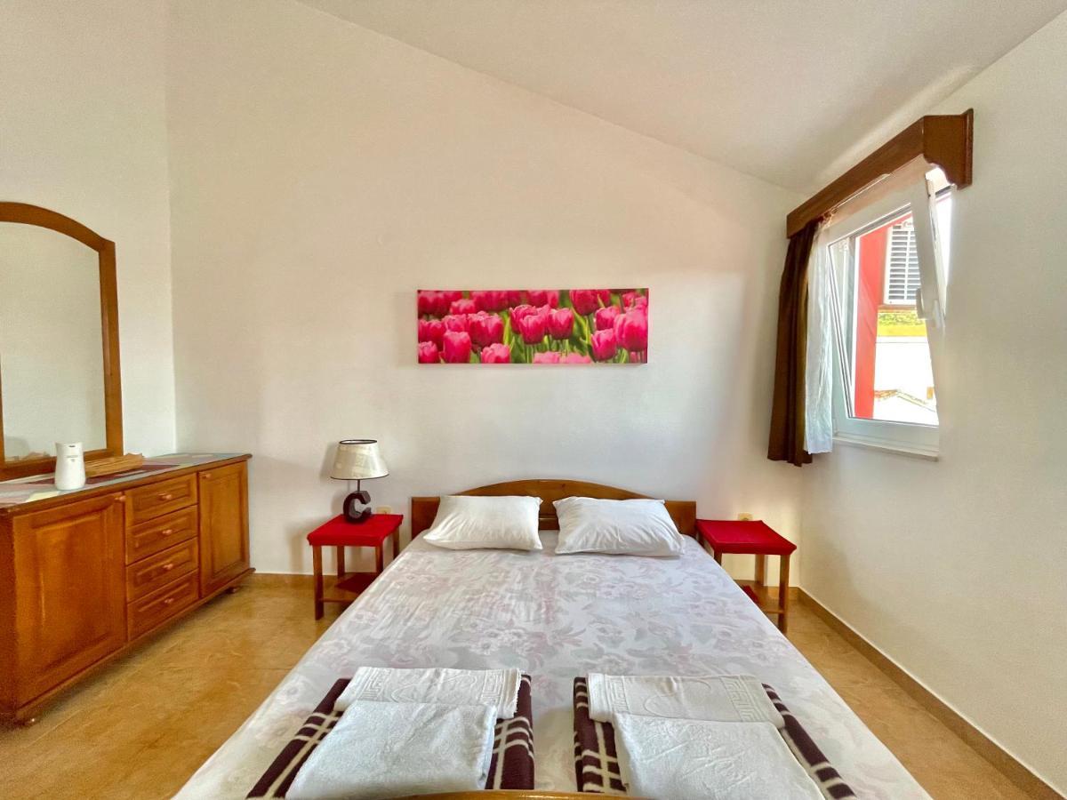 Vila L Budva Hotel Eksteriør billede