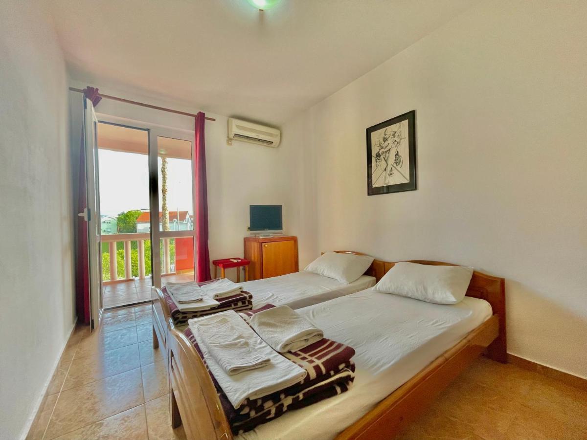 Vila L Budva Hotel Eksteriør billede
