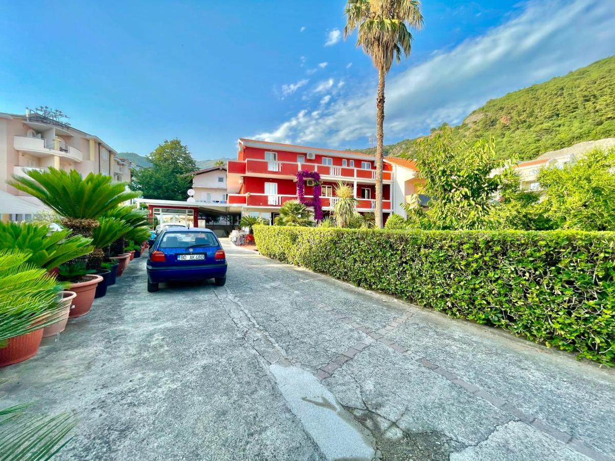 Vila L Budva Hotel Eksteriør billede
