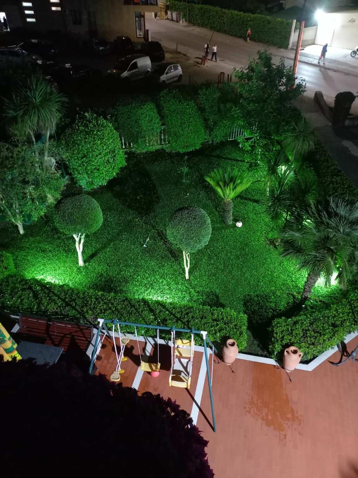 Vila L Budva Hotel Eksteriør billede